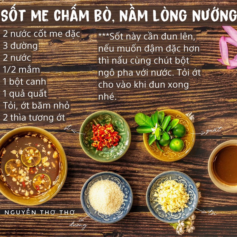 Tỉ lệ: 2 nước cốt me đặc, 3 đường, 2 nước, 1/2 mắm, 1 bột canh, 1 quả quất, tỏi ớt băm nhỏ, 2 thìa tương ớt. Sốt này cần đun lên, nếu muốn đậm đặc hơn thì nấu cùng chút bột ngô pha nước. Tỏi ớt cho vào khi đun xong.
