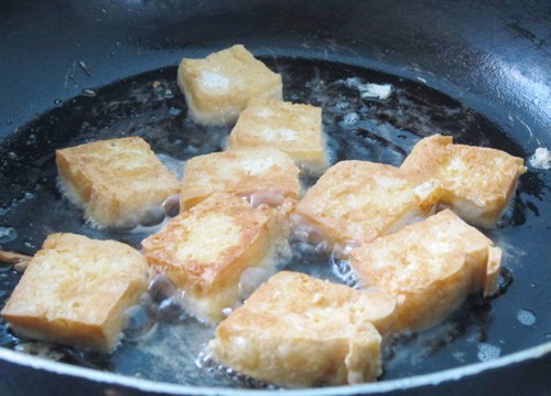 Canh cà bát nấu sườn non ngon miệng - 4