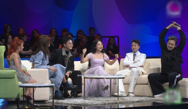 Biểu cảm đa dạng của Phương Mỹ Chi tại chương trình.