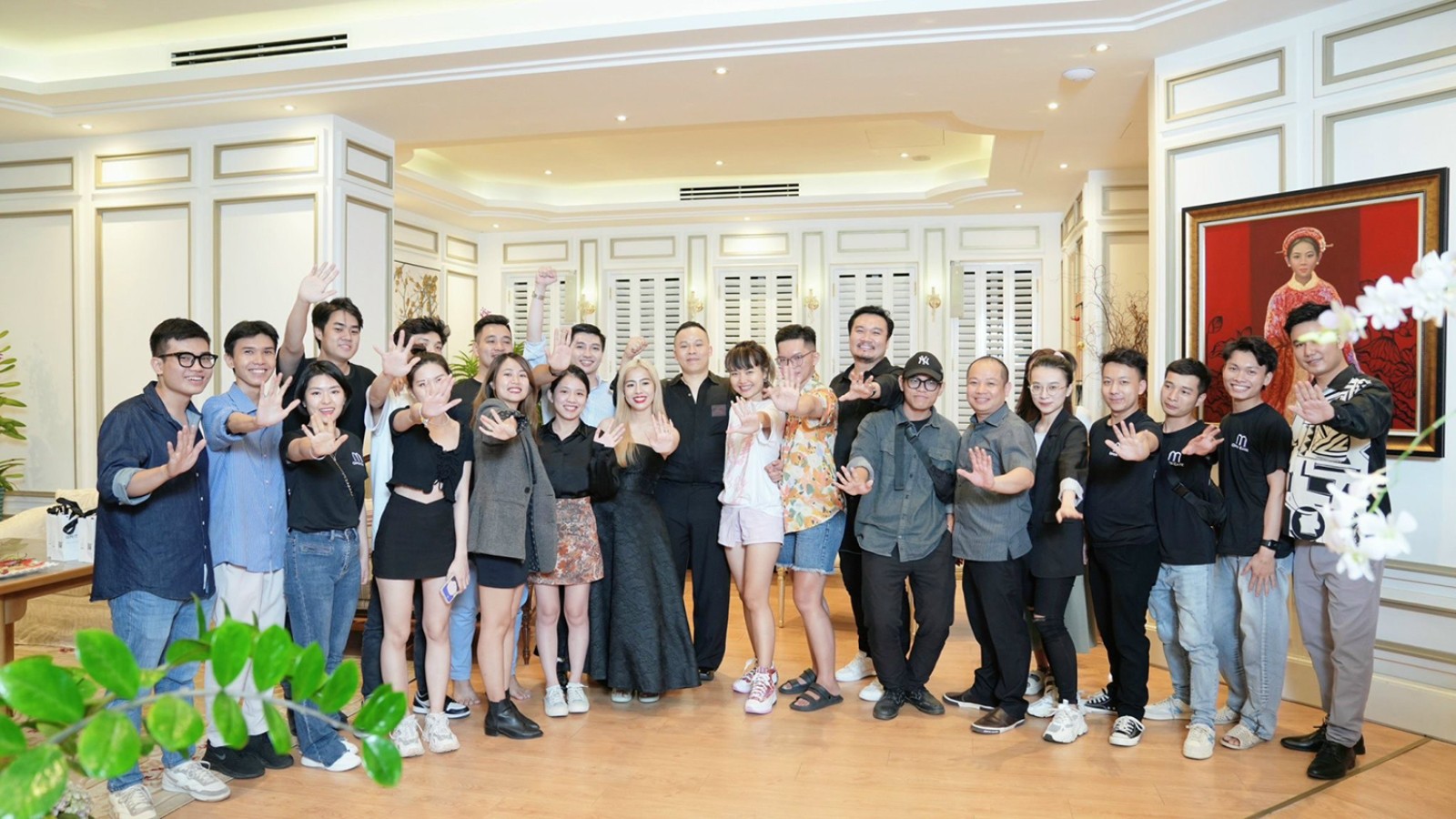 View - Vũ Khắc Tiệp gia nhập team Chiến thần trên mạng xã hội