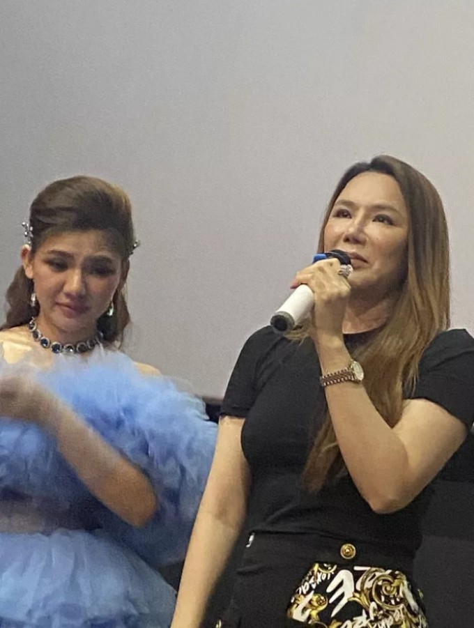 View - Hồ Quỳnh Hương tái xuất ở tuổi U50: Gương mặt không còn cứng đơ, nhưng lạ như đeo mặt nạ