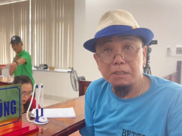 Xôn xao video danh hài Hồng Tơ "trúng 3 tờ vé số độc đắc, nhận 6 tỷ"