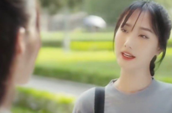 amp;#34;Tú bàamp;#34; VTV mới nổi hoá ra từng đánh ghen xé áo Phương Oanh ở Hương Vị Tình Thân, đời thực đẹp trong trẻo - 4