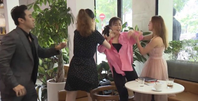 amp;#34;Tú bàamp;#34; VTV mới nổi hoá ra từng đánh ghen xé áo Phương Oanh ở Hương Vị Tình Thân, đời thực đẹp trong trẻo - 7