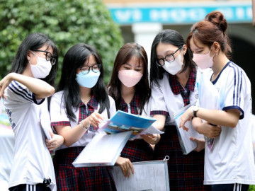 Đổ xô xét tuyển sớm sau kỳ thi tốt nghiệp THPT 2023 để chắc chân vào đại học: Thí sinh cần lưu ý để tránh trượt oan