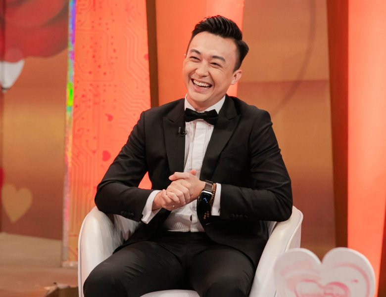 “Quan điểm của em trong hôn nhân là mình không thể bắt ép người khác thay đổi được. Chỉ để họ thực sự muốn thay đổi vì mình, nên em thay đổi vì em trước”, chàng BTV thổ lộ.