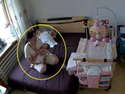 Làm mẹ - Thấy giúp việc lấy thú bông đè kín mặt con, tôi xách quần áo đuổi ra khỏi nhà, sau ân hận tột cùng