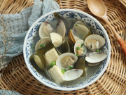 Bếp Eva - Con này bé tí nhưng cực giàu canxi, giá chỉ khoảng 22k/kg đem nấu canh vừa ngọt ngon lại thanh nhiệt