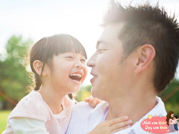 Nếu bố có đôi chân dài thì về cơ bản con gái sẽ có một đôi chân dài, dáng người thanh mảnh.