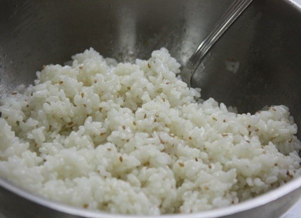 Cách thực hiện cơm trắng cuộn rong biển cả (kimbap) Nước Hàn thơm và ngon không biến thành thô - 3