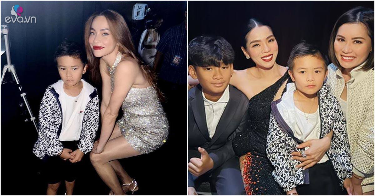 View - Con trai Đan Trường chụp ảnh cùng Hồ Ngọc Hà, Lệ Quyên ở Mỹ, biểu cảm dễ thương gây chú ý