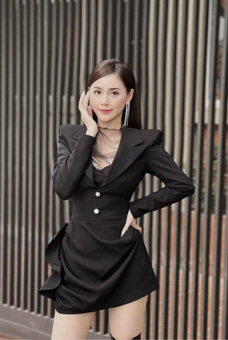 View - "Tiểu thư giang hồ” VTV ngoài đời là mẹ đơn thân, bầu bí tăng 26kg mà giờ body "mòn con mắt”