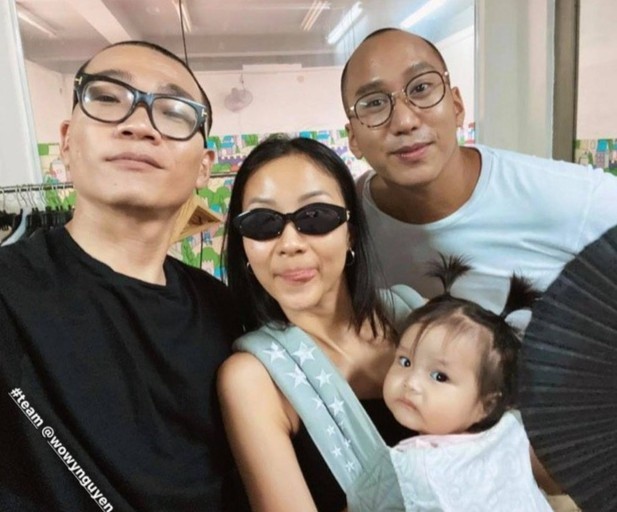  Từ khi nhà có con gái nhỏ, Suboi và ông xã cũng gắn kết hơn, tận hưởng quãng thời gian hạnh phúc.