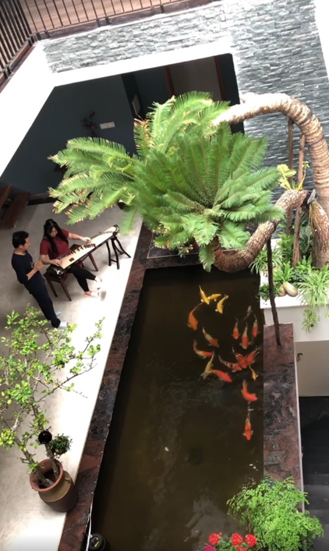 amp;#34;Vua nhạc đỏamp;#34; vụt sáng nhờ Sao Mai: Lấy vợ đẹp, có 2 biệt thự khủng, amp;#34;của để dànhamp;#34; còn quý hơn - 13