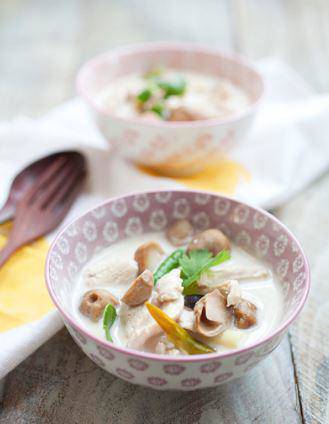 5 cách nấu súp gà đơn giản cho bé và bà bầu sánh mịn, không bị vữa - 23