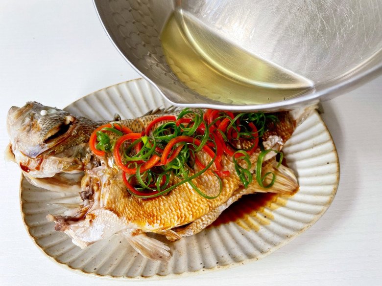 Loại cá thịt ngọt ít xương, giá ở mức trung bình đem nấu kiểu này được món ngon thanh mát không hề tanh cho ngày hè - 10