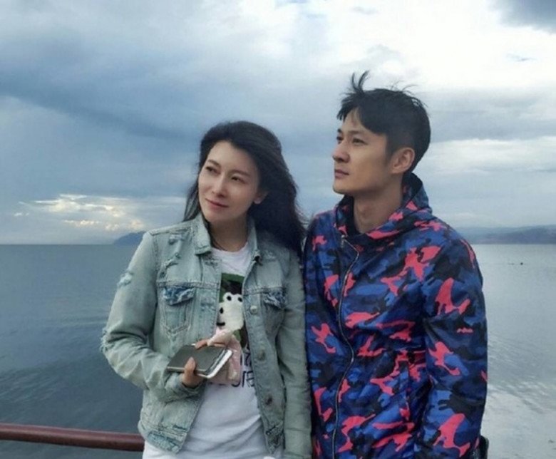 Trương Diễm Diễm và Trương Lục có nhiều ảnh thân thiết vì cùng công ty.