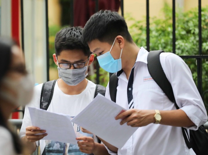 Chuyên gia dự đoán điểm chuẩn đại học năm 2023, các ngành học amp;#34;hotamp;#34; điểm chuẩn tăng hay giảm? - 1