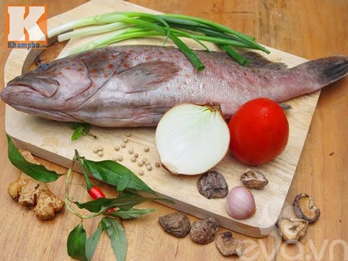 Cá song hấp xì dầu cho bữa ăn sau Tết - 1