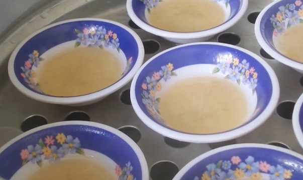 Hấp chín bánh bèo ngọt