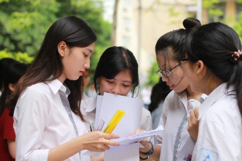 Dự đoán điểm chuẩn đại học các trường TOP đầu sau khi biết điểm thi Tốt nghiệp THPT, chuyên gia gợi ý cách chọn ngành học - 1