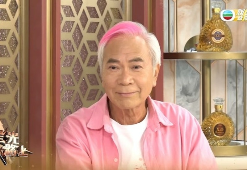 Mới đây, nam nghệ sĩ 72 tuổi Lý Long Cơ phủ nhận bà xã Chris Wong ham mê vật chất, từng là gái quán bar ở Đại lục.
