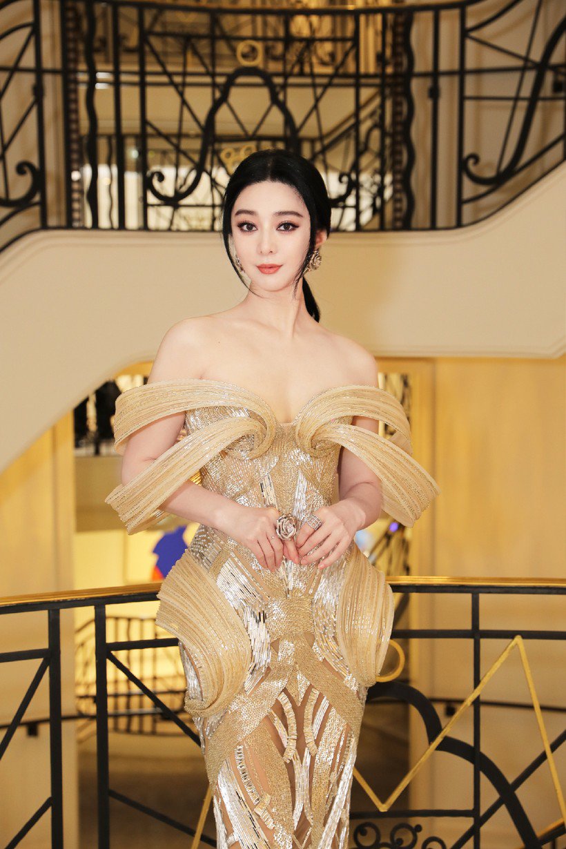 Phạm Băng Băng liên tục diện váy của NTK Việt, có bộ đụng hàng amp;#34;Hoa hậu ngàn năm có mộtamp;#34; - 9