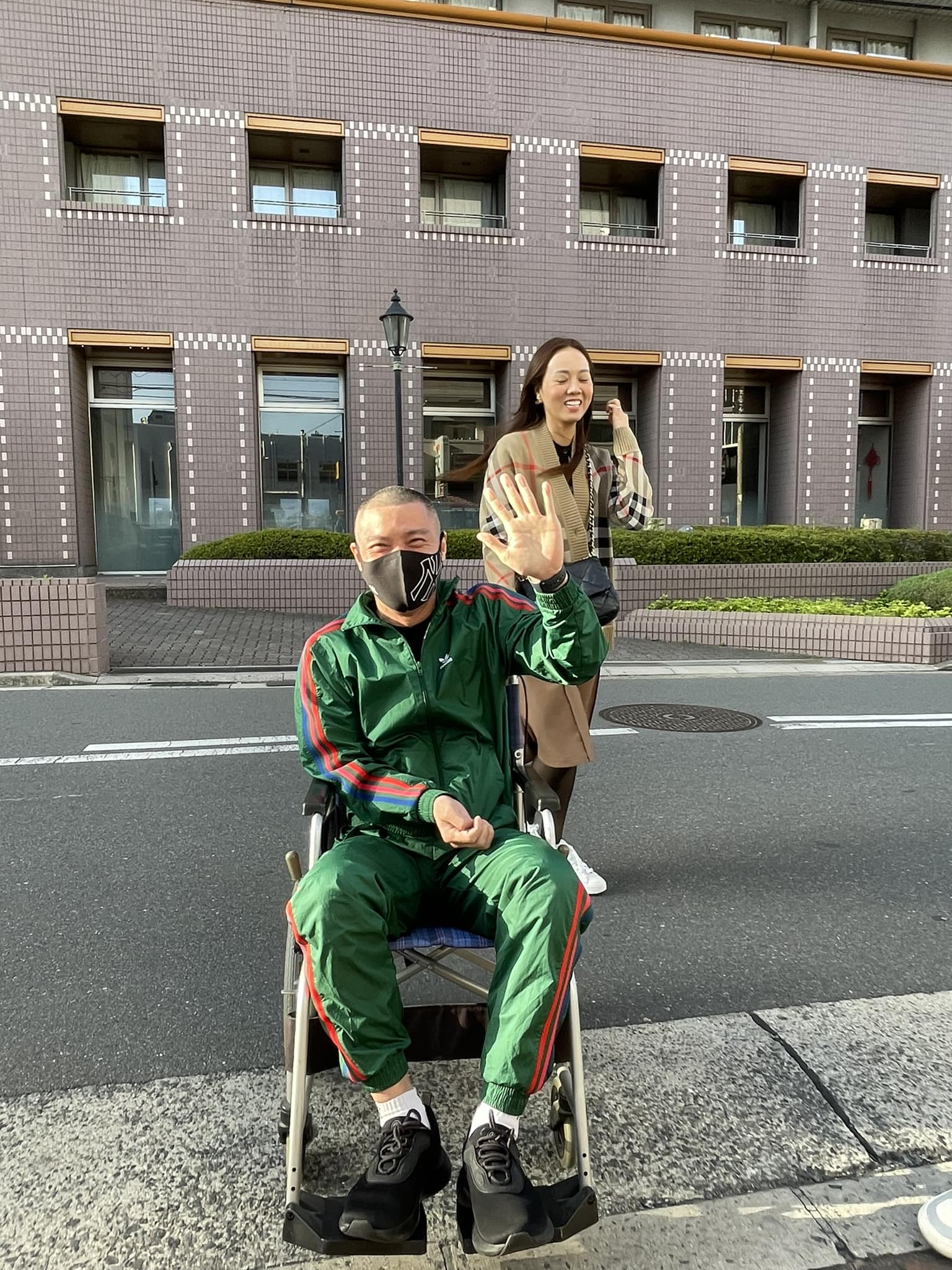 View - Vợ trẻ của Công Lý ở nhà từng bị nhầm là shipper, ra đường đẹp chẳng thua quốc bảo nhan sắc Việt