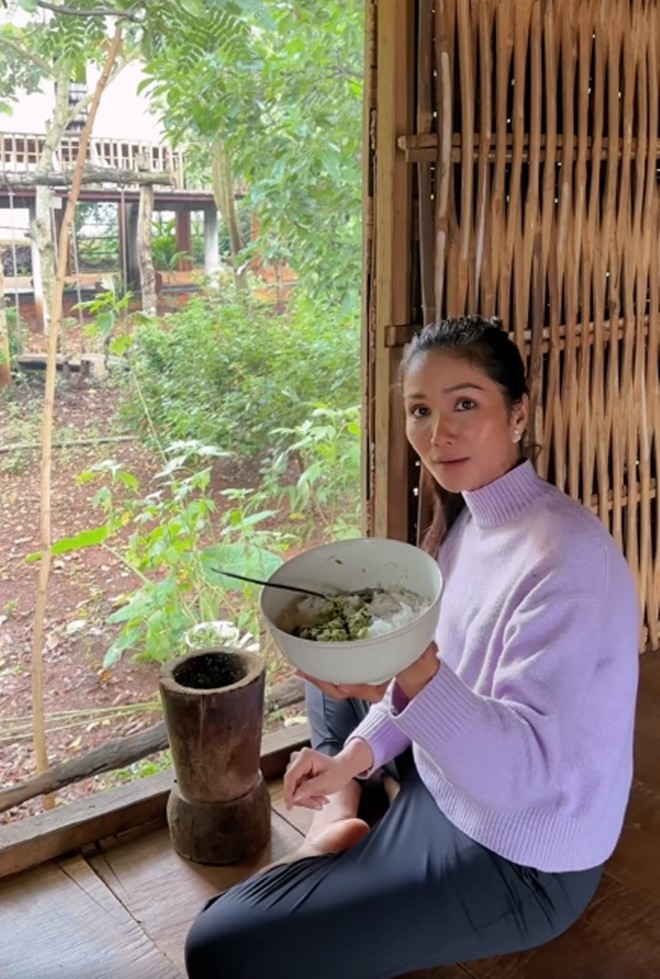 amp;#34;Hoa hậu nghèo nhất Việt Namamp;#34; về nhà làm món ăn dân dã mà lạ với đậu, thốt lên: Cực tốn cơm! - 15