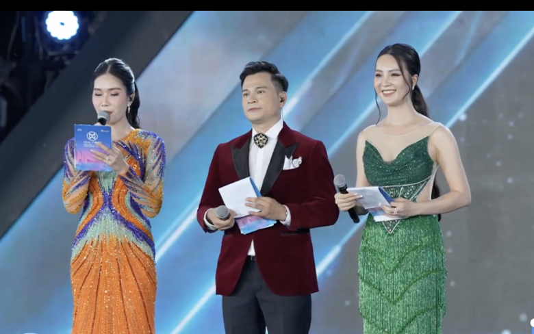 Trực tiếp Chung kết Miss World Vietnam 2023: Tân Hoa hậu gọi tên Huỳnh Trần Ý Nhi, 2 Á hậu tài sắc vẹn toàn - 40