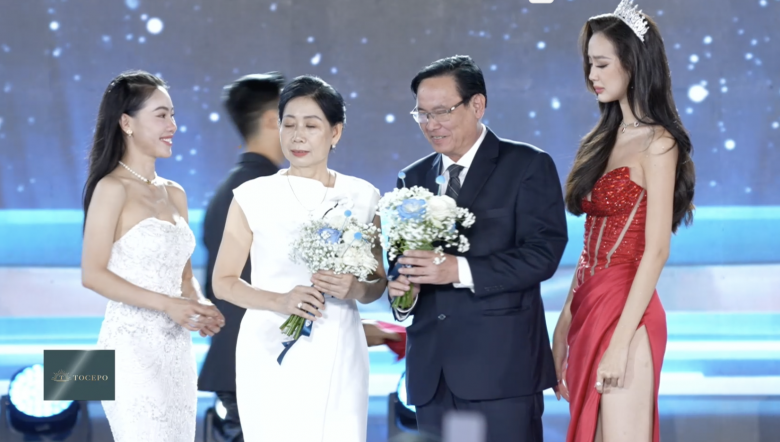 Trực tiếp Chung kết Miss World Vietnam 2023: Tân Hoa hậu gọi tên Huỳnh Trần Ý Nhi, 2 Á hậu tài sắc vẹn toàn - 42