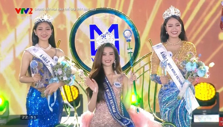 Trực tiếp Chung kết Miss World Vietnam 2023: Tân Hoa hậu gọi tên Huỳnh Trần Ý Nhi, 2 Á hậu tài sắc vẹn toàn - 3