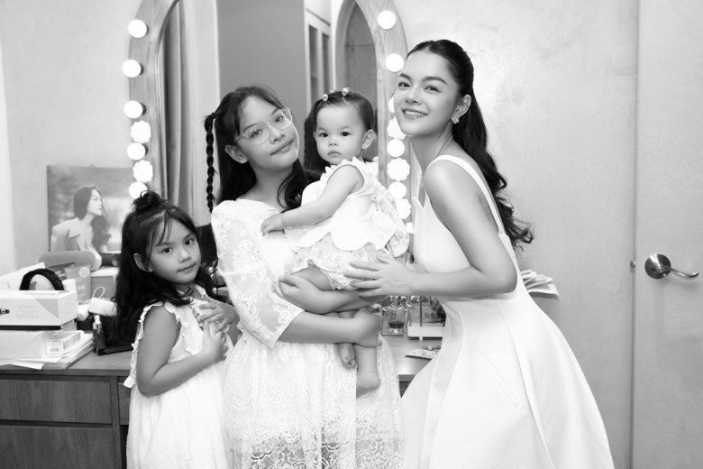 Nữ ca sĩ nói rằng vì video chèn nhạc dẫn đến nội dung câu chuyện bị hiểu lầm.