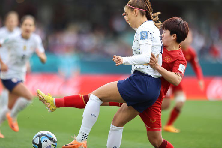 View - Tuyển nữ Việt Nam thất bại 0-3 trước Mỹ: Tinh thần chiến đấu kiên cường, nhận mưa lời khen từ CĐV