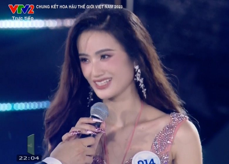 Trực tiếp Chung kết Miss World Vietnam 2023: Top 3 đã được gọi tên! - 9