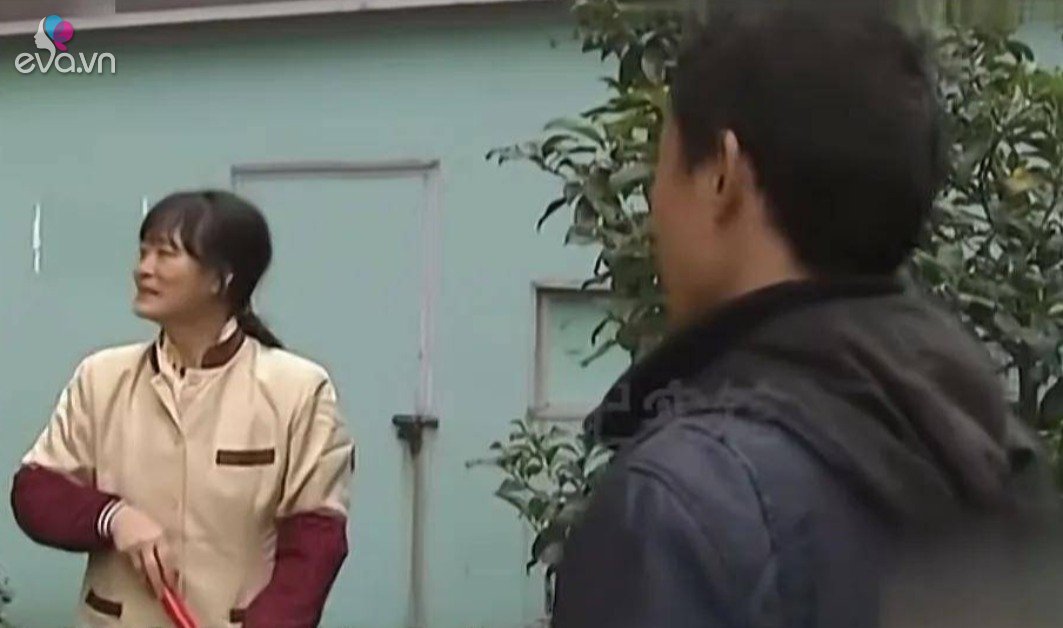 View - Chàng trai 29 tuổi yêu mối tình đầu U65, sống với nhau 1 năm người tình sợ hãi bỏ đi