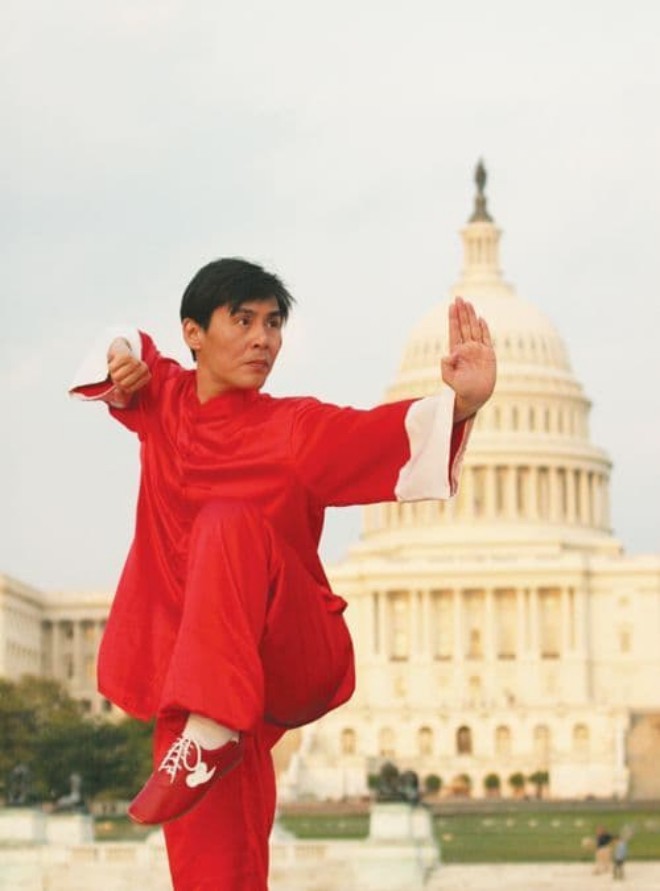 Ông giờ sống khá bình yên và thoải mái bên gia đình.