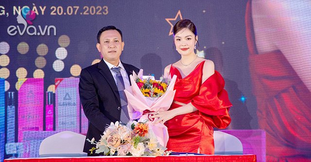 View - Ca sĩ Đan Trường cùng dàn sao nổi tiếng sẽ "khuấy đảo” tại sự kiện Tri ân khách hàng của công ty Mỹ phẩm Hoàng Dũng