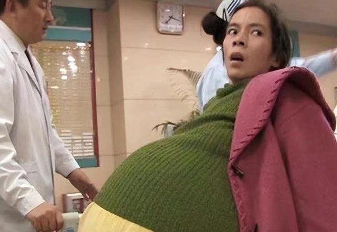 Tế Muội mang thai 12 tháng mà không sinh nở, đi khám bác sĩ chẩn đoán không có thai nhi.