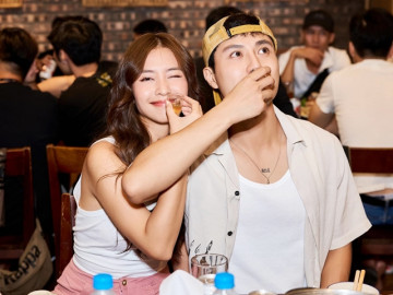 Khoe ảnh dính như sam với Thanh Sơn, Khả Ngân để lộ bí mật của Gia Đình Mình Vui Bất Thình Lình