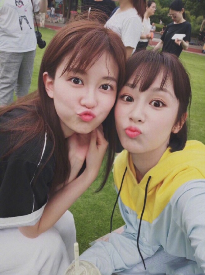 View - Triệu Lệ Dĩnh - Mỹ nhân Cbiz và tình bạn cảm lạnh: có hẳn nữ sư huynh, chưa đáng yêu bằng Dương Mịch