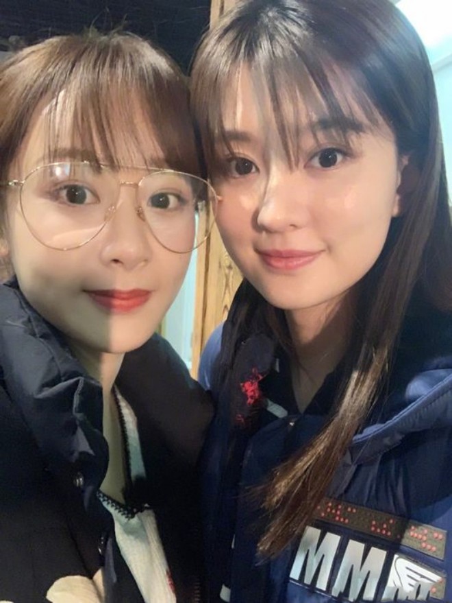 View - Triệu Lệ Dĩnh - Mỹ nhân Cbiz và tình bạn cảm lạnh: có hẳn nữ sư huynh, chưa đáng yêu bằng Dương Mịch