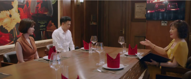 2 bà mẹ vợ amp;#34;ám quẻamp;#34; nhất phim Việt: NSND Hồng Vân ép con rể ly hôn vẫn chưa bằng nữ đại gia này - 4