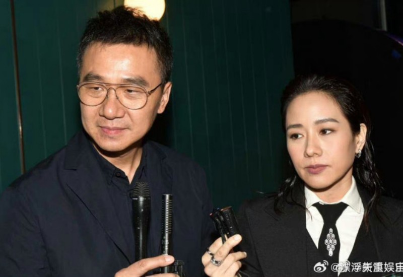 Mới đây, nữ diễn viên Lâm Gia Hân và ông xã doanh nhân Viên Kiếm Vỹ vừa tuyên bố đường ai nấy đi sau 12 năm chung sống, có chung hai con.

