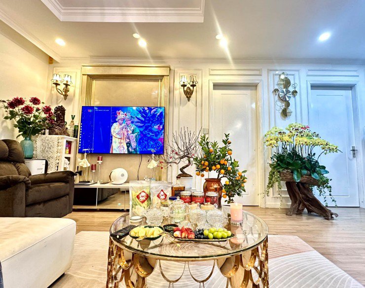 View - Mạnh Trường tậu biệt thự view núi, Việt Anh có cơ ngơi sang chảnh như khách sạn 5 sao