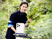 Tin tức - Cô gái Tuyên Quang từ bỏ công việc với mức lương cao, về quê làm Tiktoker núi rừng và kết quả đáng ngưỡng mộ