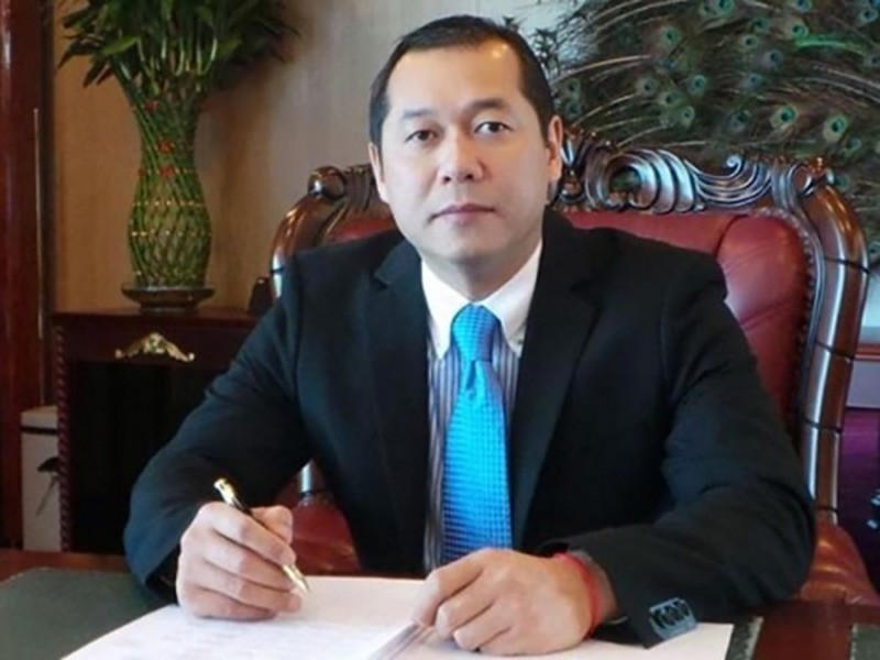 Doanh nhân Nguyễn Quốc Toàn (SN 1970) là đại gia trong lĩnh vực Ngân hàng, có sức ảnh hưởng rất lớn nhưng rất kín tiếng. Ông giữ chức vụ Chủ tịch HĐQT Ngân hàng TMCP Nam Á từ tháng 3/2014. 
