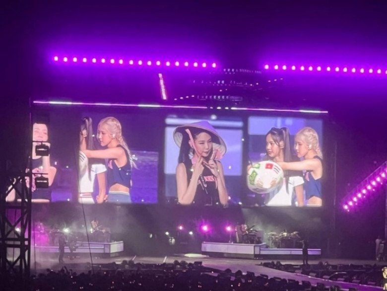 Những hành động tiểu tiết của Blackpink thể hiện hình ảnh con người Việt Nam rất được lòng fan.