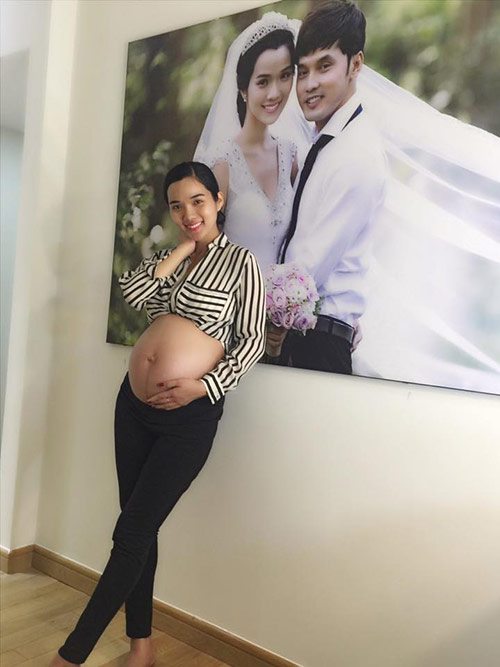 View - Mẹ đơn thân về làm vợ Ưng Hoàng Phúc, bầu bí tăng 20kg, giờ là gái 3 con dáng đẹp phát mê