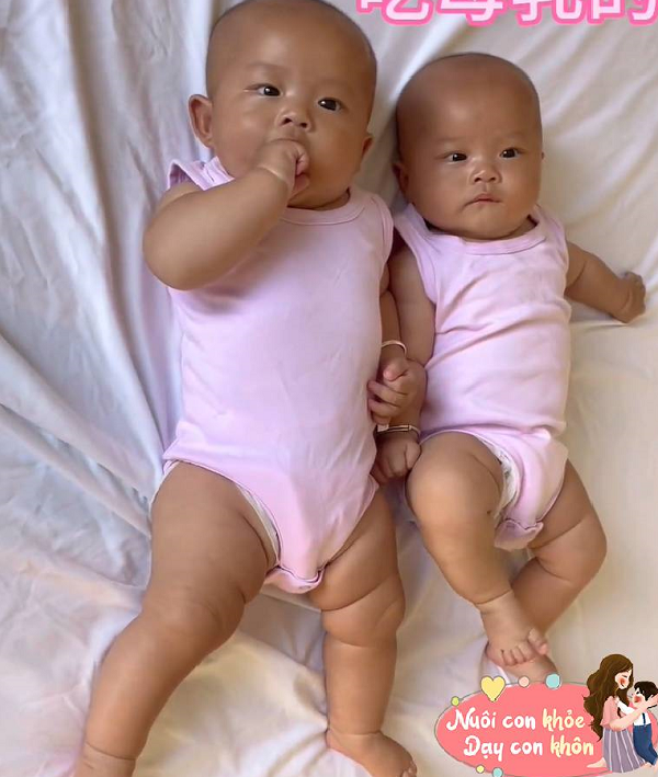 2 anh em mắt, mũi, miệng giống hệt nhau (Ảnh chia sẻ từ nhân vật).